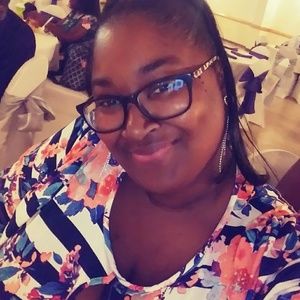 Meet your Posher, Danita